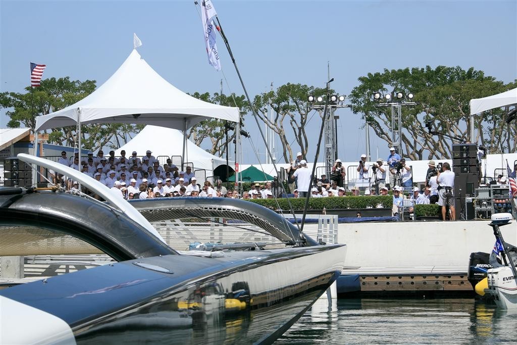 Oracle crew introduced - BMW Oracle Special event © Darrall Slater